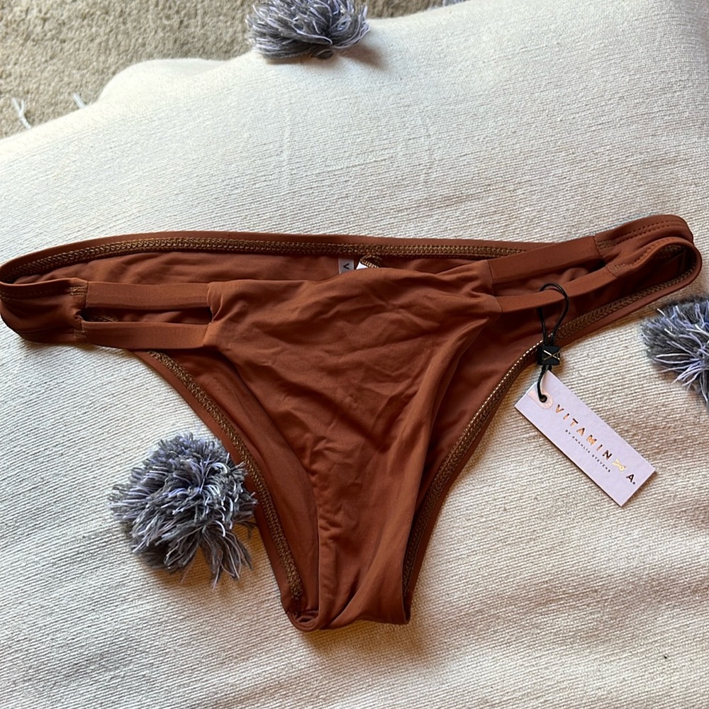 Vitamin A hipster bikini bottoms brand new with tags